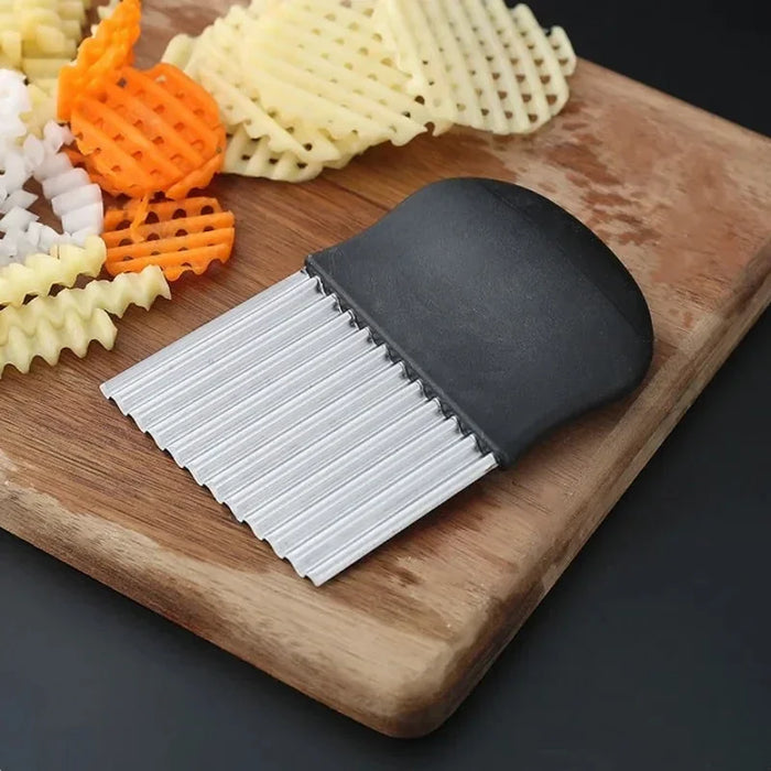 Stainless Steel Crinkle Cutter – Wavy Knife for Chips, Veggies & Fries